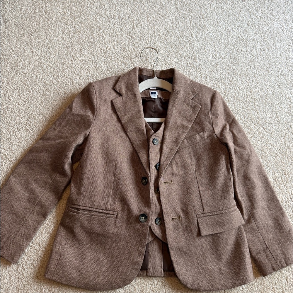 Janie & Jack little boys vest and blazer. Retails $120 plus tax